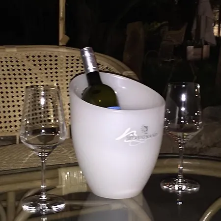 Maneri's Bed & Breakfast