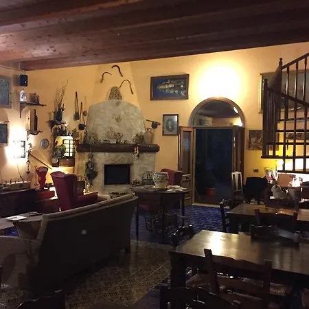 Maneri's Bed & Breakfast