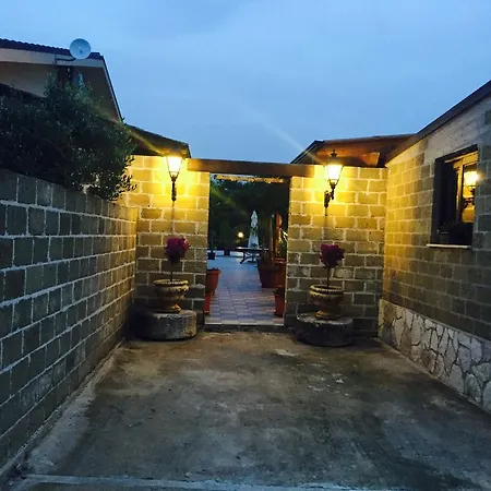 Maneri's