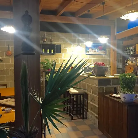 Bed & Breakfast Maneri's